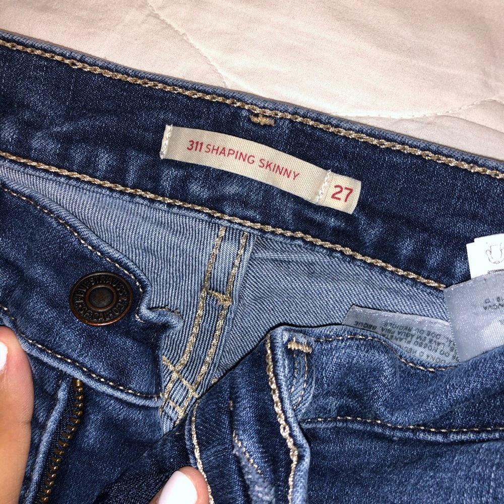 LEVIS SHAPING SKINNY JEANS